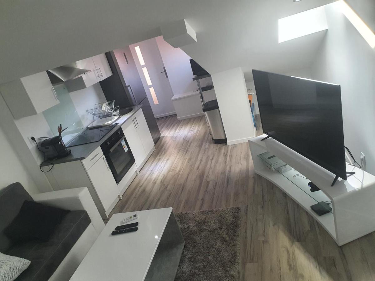 Aux Portes De Lyon Jolie T3 Clim Et Prime Video Apartment Givors Exterior photo